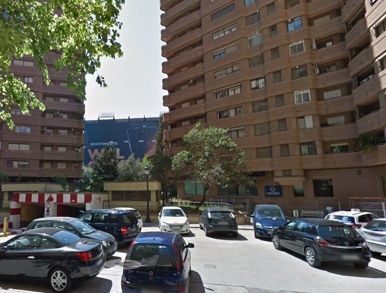 Local commercial dans València, Valencia à vendre - Photo de l’immeuble – Image 2 sur 5