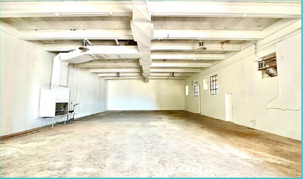 1300 NW 29th St, Miami, FL à louer - Photo de l’immeuble – Image 3 sur 10