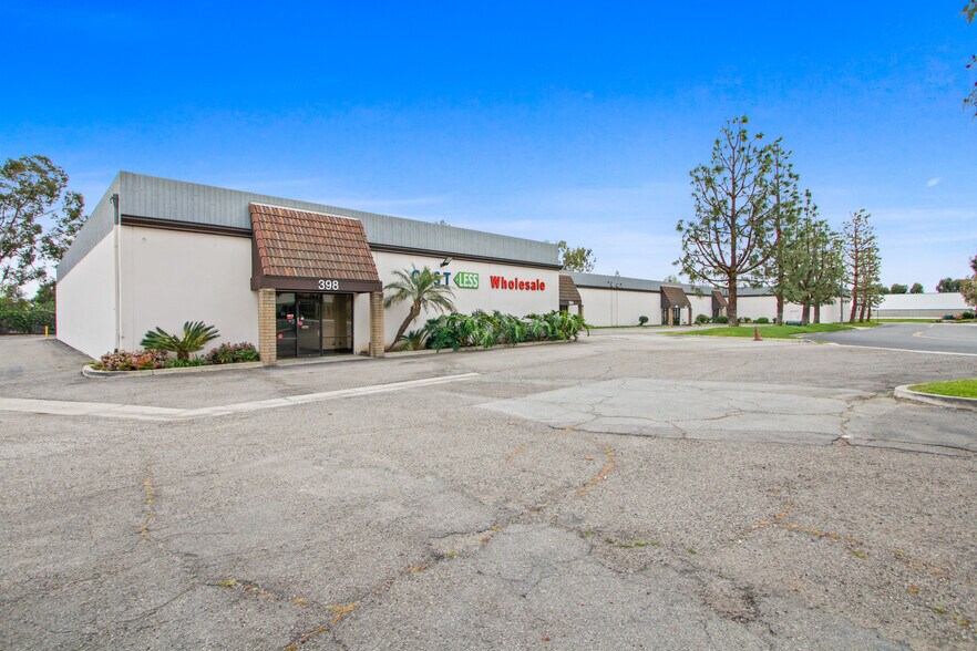 386-398 Cliffwood Park St, Brea, CA à louer - Photo de l’immeuble – Image 3 sur 8