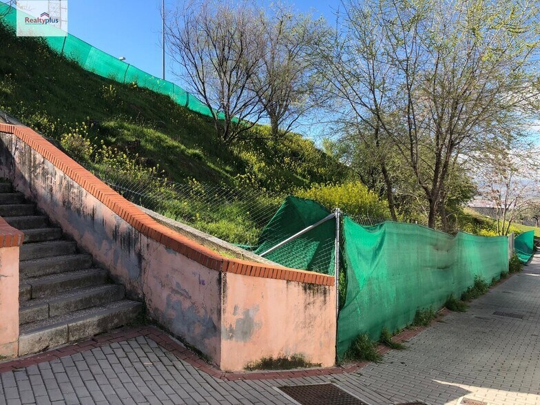 Terrain dans Granada, Granada à vendre - Autre – Image 2 sur 4