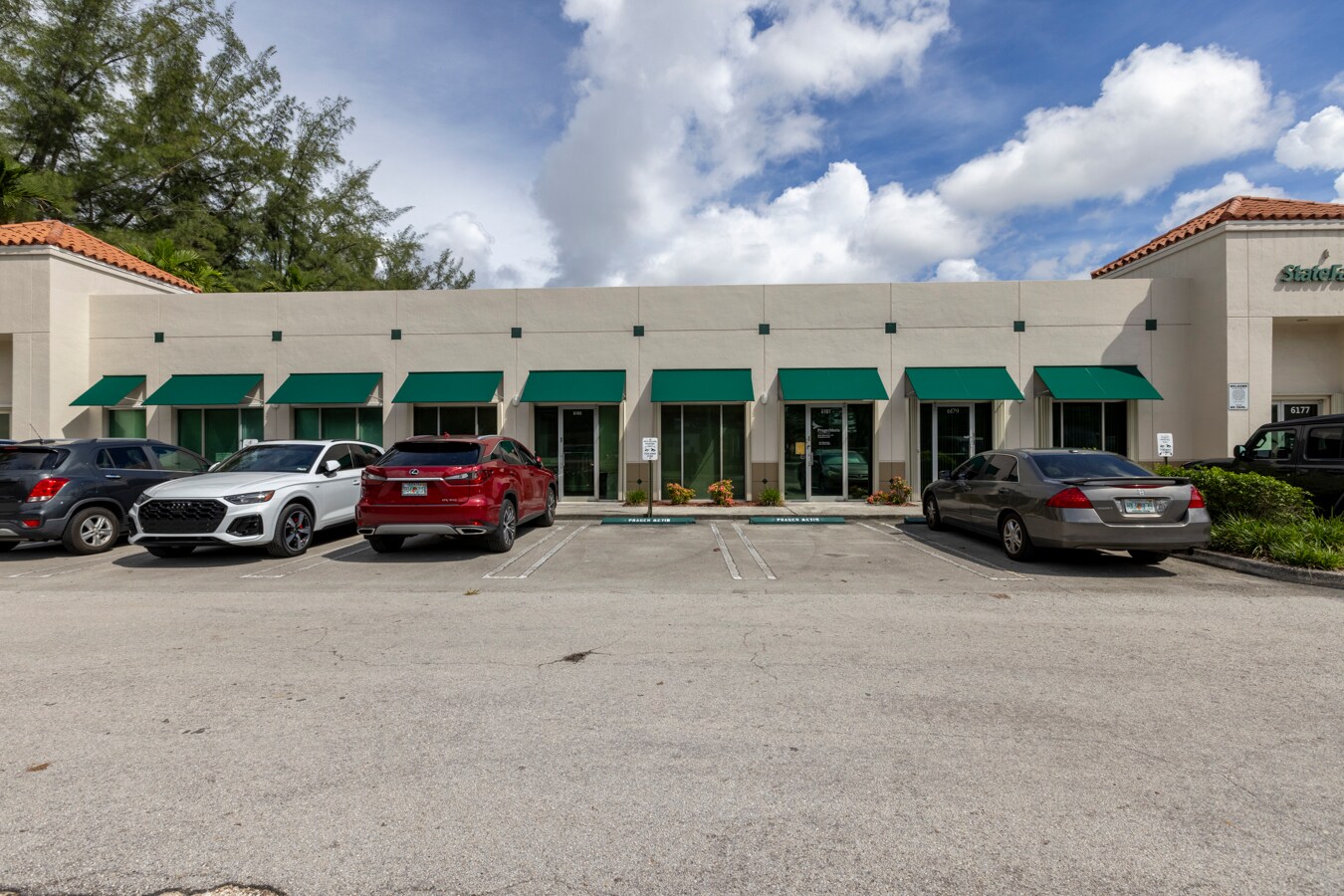 6155-6187 Miami Lakes Dr E, Miami Lakes, FL à vendre Autre– Image 1 sur 11