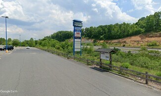 Plus de détails pour 637 Fayette Sq, Oak Hill, WV - Local commercial à louer