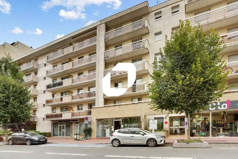 84 Avenue Jean Jaurés, Clamart à louer - Photo de l’immeuble – Image 3 sur 6