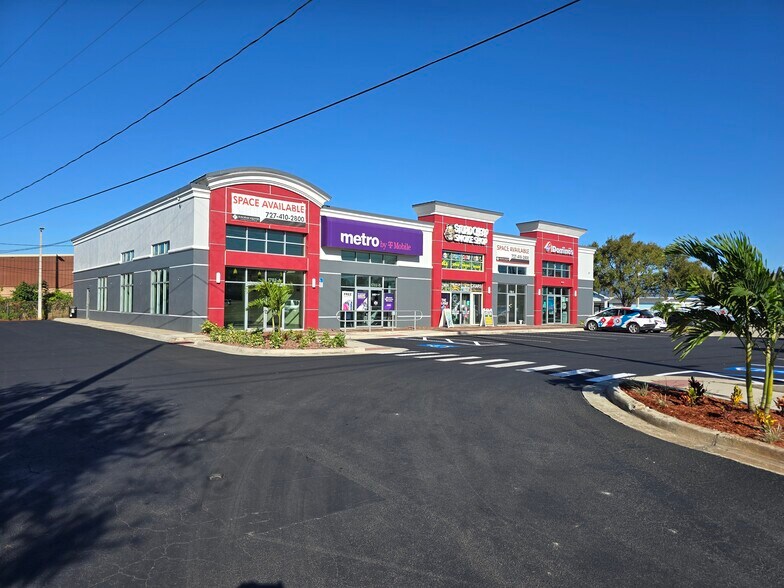 1702 N 50th St, Tampa, FL à louer - Photo de l’immeuble – Image 2 sur 12