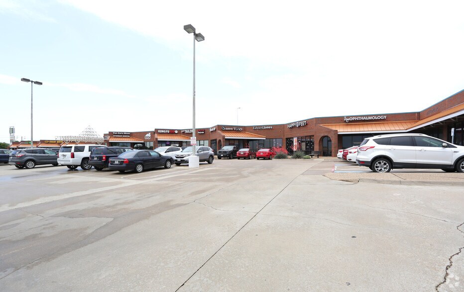 4922-4274 Overton Ridge Blvd, Fort Worth, TX à louer - Photo de l’immeuble – Image 3 sur 6