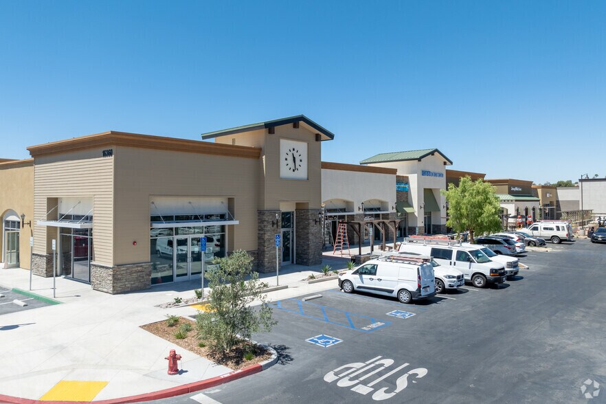 NEC Sand Cyn Rd & Soledad Cyn Rd, Santa Clarita, CA à louer - Photo de l’immeuble – Image 2 sur 6