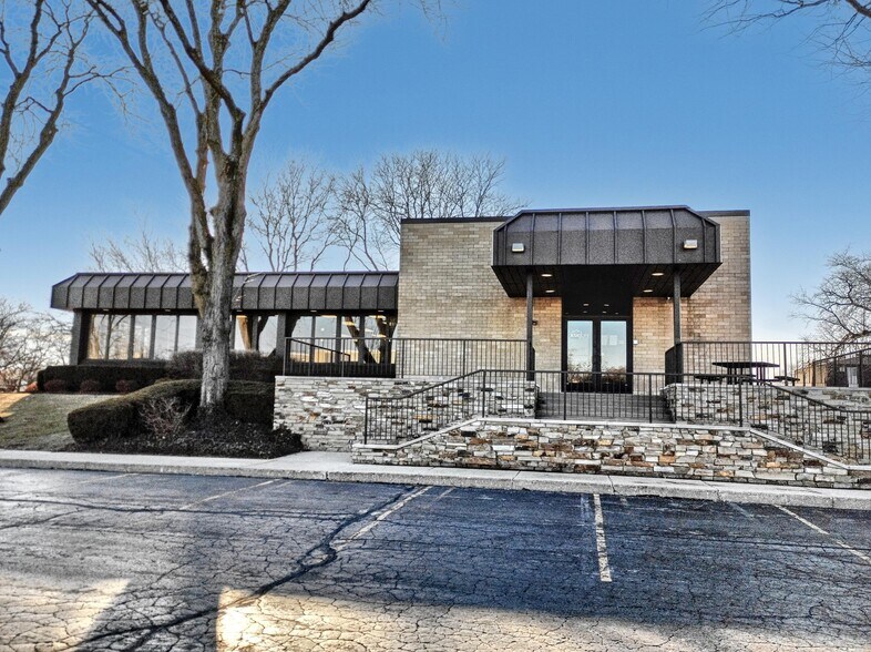 2439 Glenwood Ave, Joliet, IL à vendre - Photo de l’immeuble – Image 2 sur 12