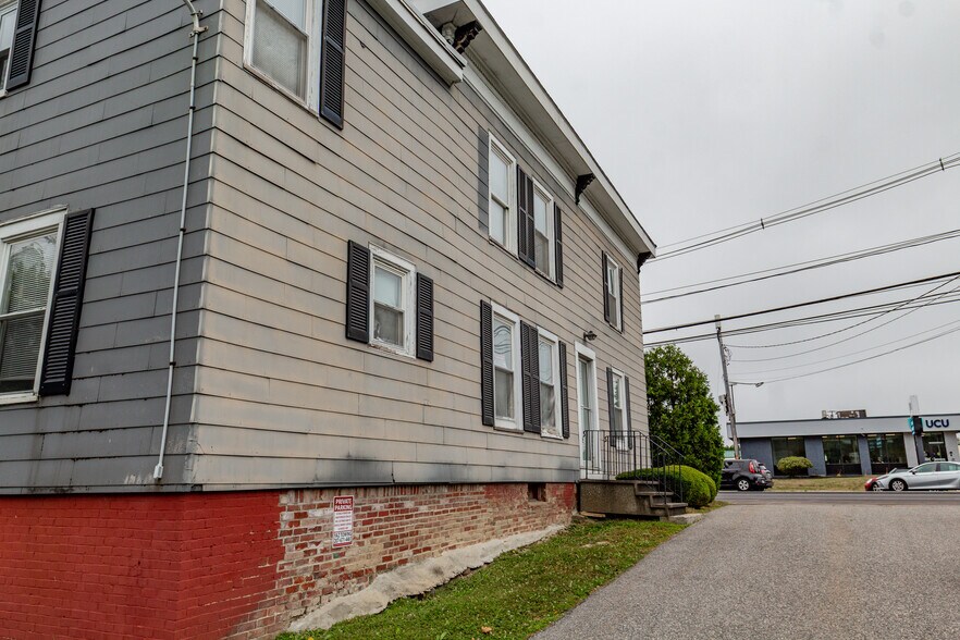 1385 Congress St, Portland, ME à vendre - Photo de l’immeuble – Image 3 sur 14