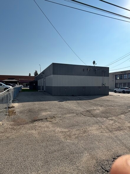 502 50 St, Edson, AB à vendre - Photo de l’immeuble – Image 3 sur 9