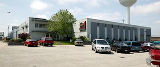 Plus de détails pour 12819 W Silver Spring Dr, Butler, WI - Local d'activités à louer