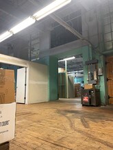 1 Ace St, Fall River, MA à louer Photo intérieure– Image 2 sur 5