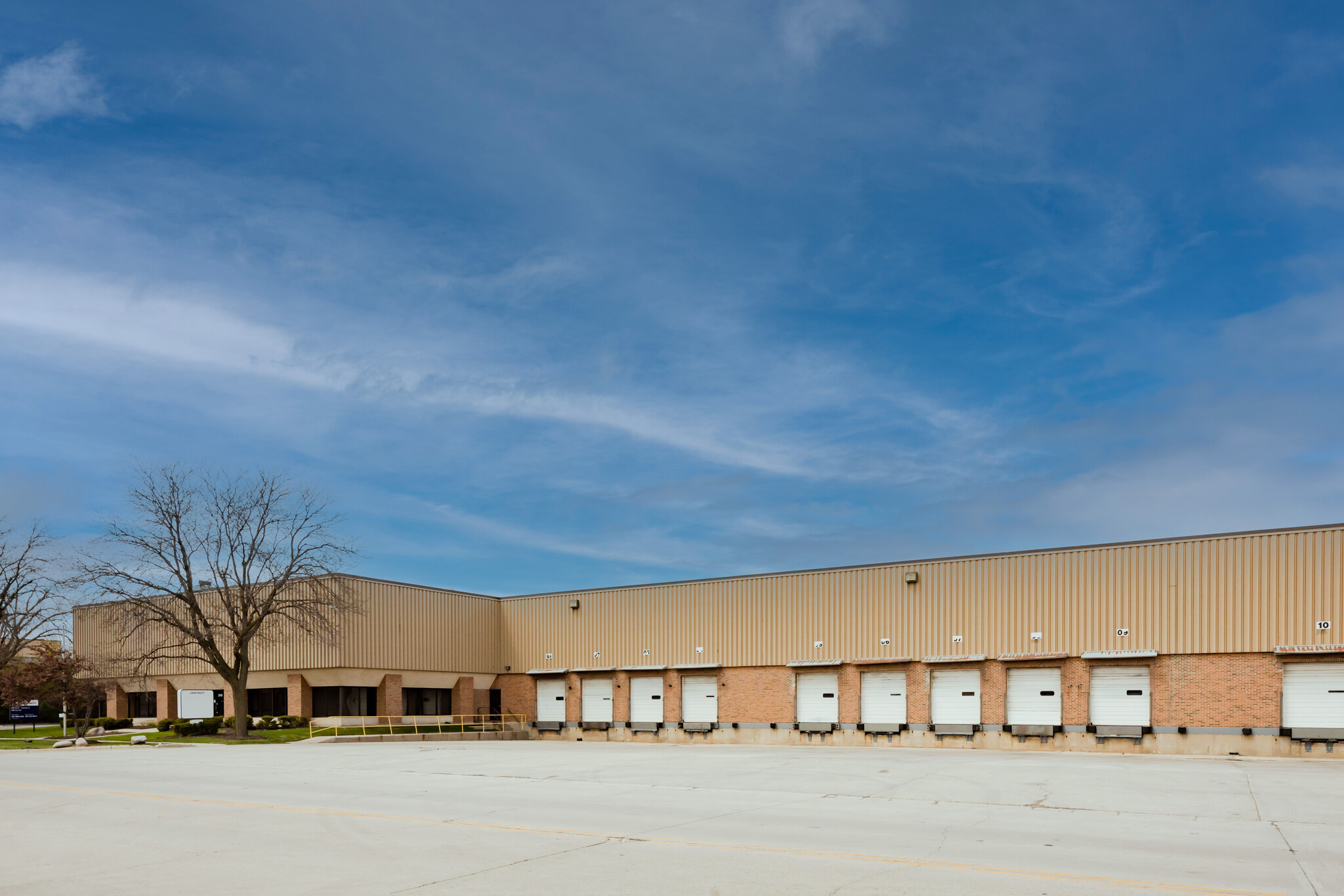 2440 Pratt Blvd, Elk Grove Village, IL à louer Photo de l’immeuble– Image 1 sur 10