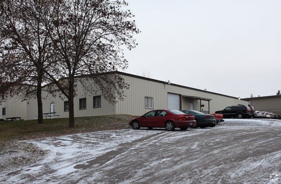 1305 10th St N, Sauk Rapids, MN à vendre - Photo principale – Image 1 sur 2