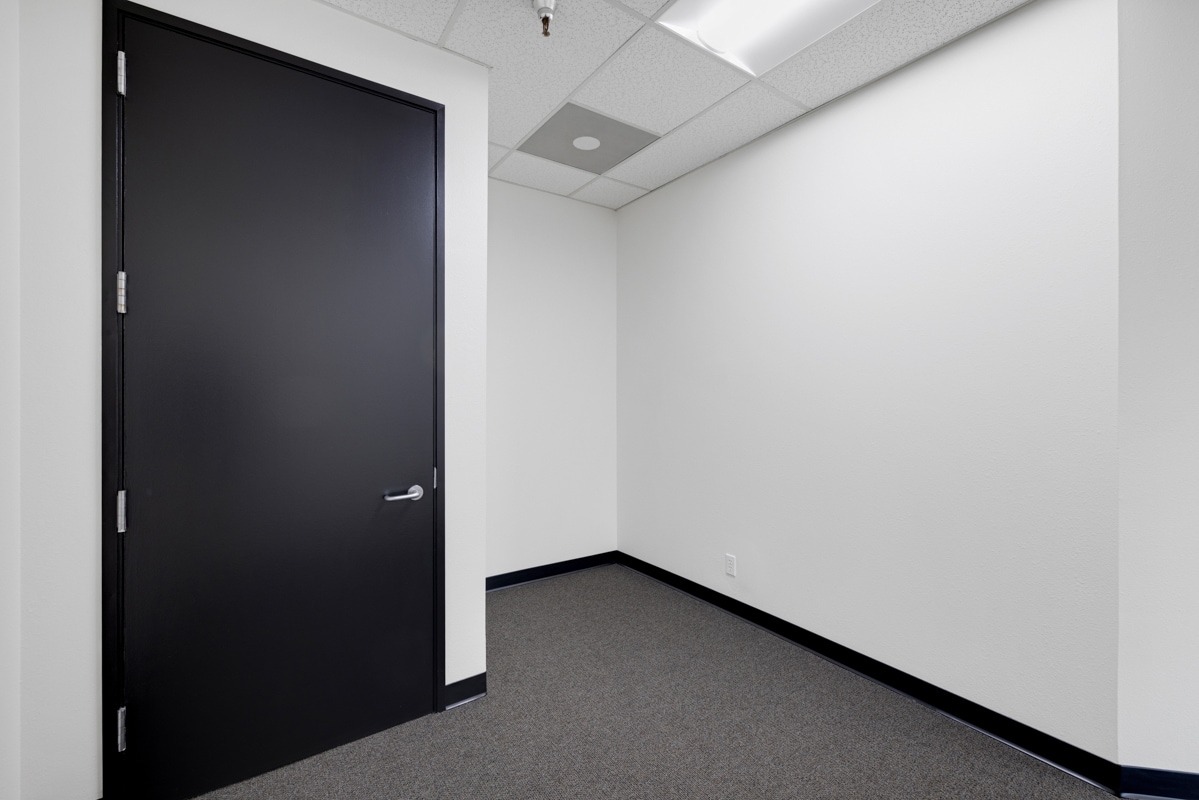 5800-5860 Hannum Ave, Los Angeles, CA à louer Photo intérieure– Image 1 sur 19