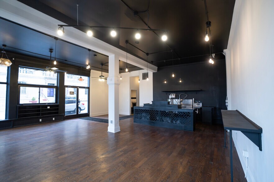 824 Elm St, Cincinnati, OH à louer - Photo intérieure – Image 2 sur 10
