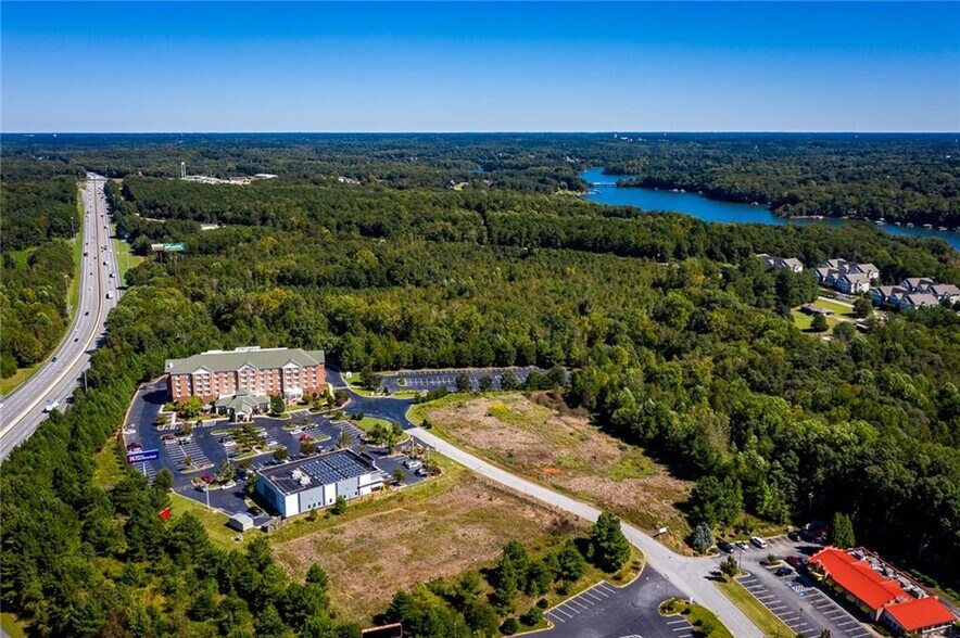 Lot R-1-A Destination Blvd., Anderson, SC 29621, Anderson, SC à vendre - Aérien – Image 3 sur 9