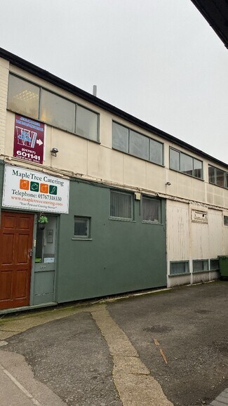 Plus de détails pour 35A Saffron Rd, Biggleswade - Bureau à louer