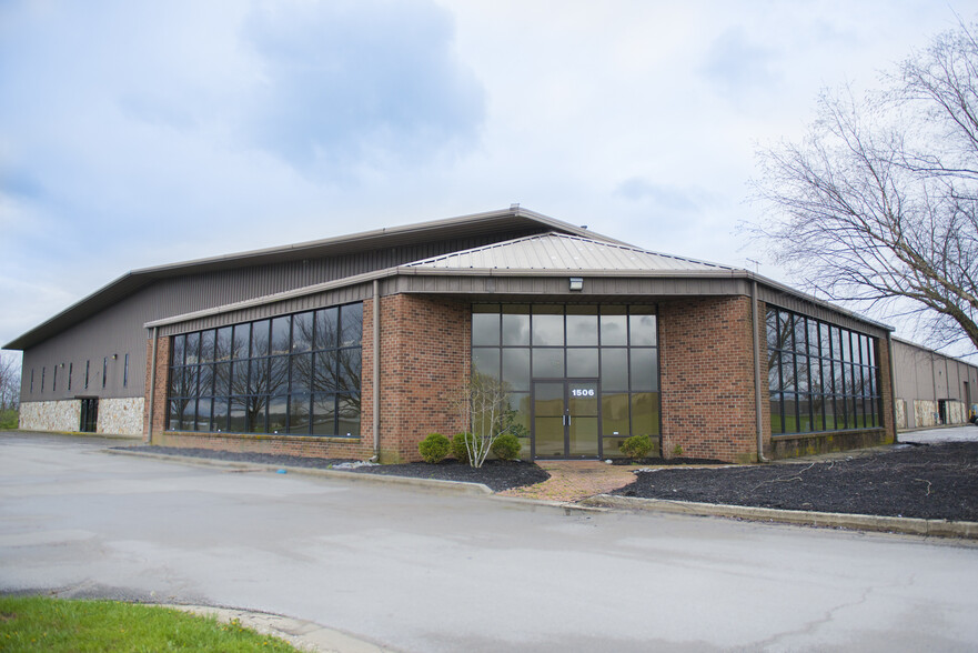 1506-1518 Industrial Park Dr, Maysville, KY à louer - Photo de l’immeuble – Image 1 sur 5