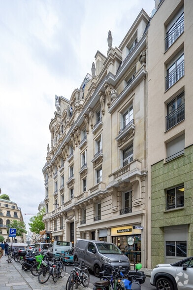 30 Rue De Gramont, Paris à louer - Photo de l’immeuble – Image 2 sur 10