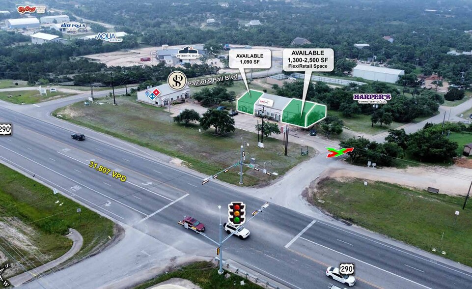 105 S Canyonwood Dr, Dripping Springs, TX à louer - Photo de l’immeuble – Image 3 sur 7