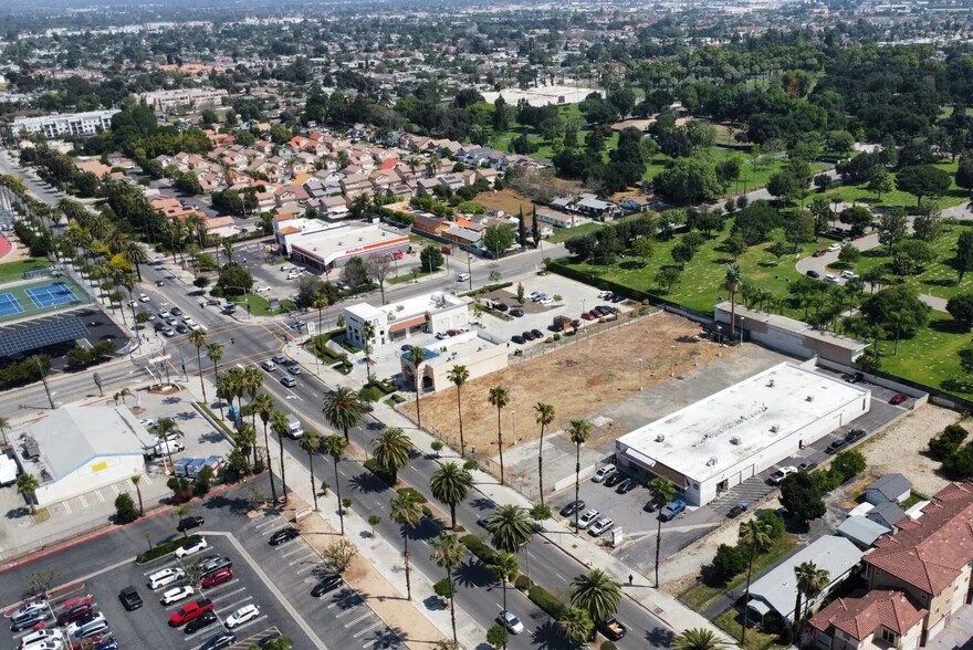1932 S Garey Ave, Pomona, CA à vendre - Photo de l’immeuble – Image 3 sur 4