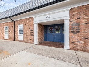 446-450 Plandome Rd, Manhasset, NY à louer Photo de l’immeuble– Image 1 sur 11