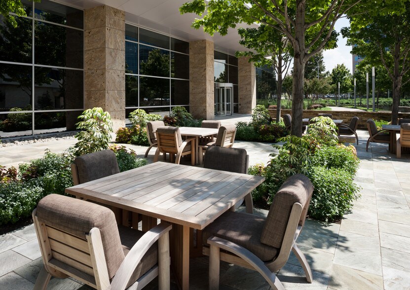 5601 Granite Pky, Plano, TX à louer - Autre – Image 2 sur 24