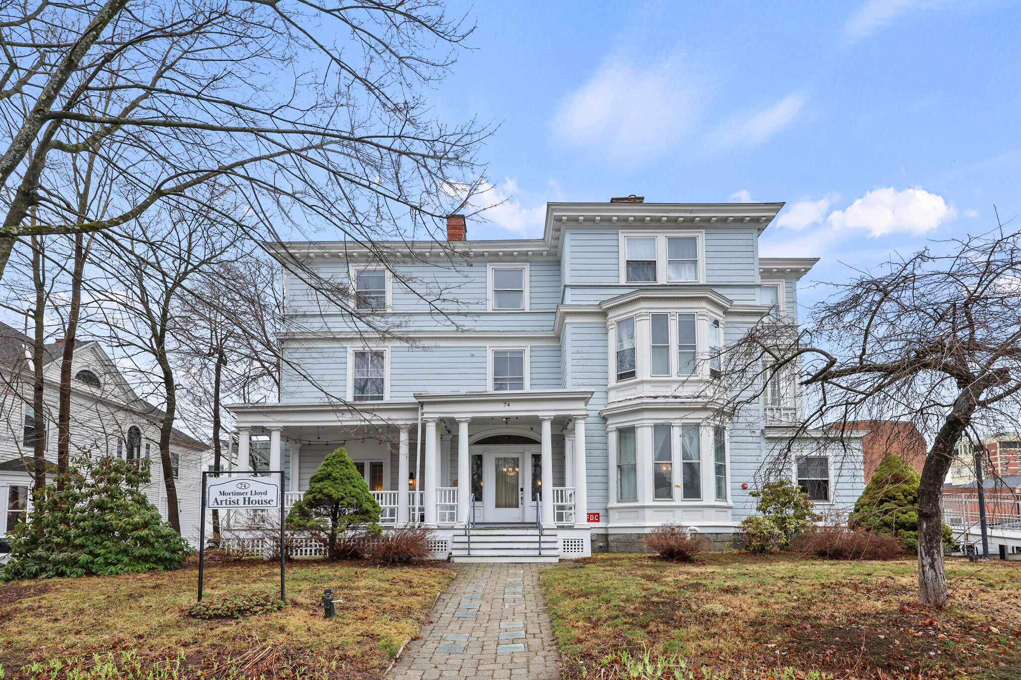 74 Wendell Ave, Pittsfield, MA à vendre Photo principale– Image 1 sur 78