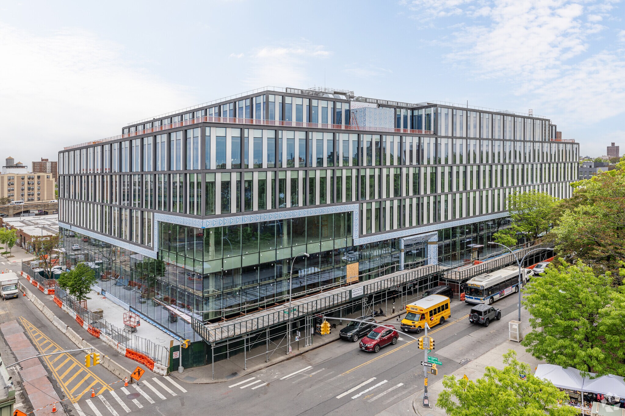2440-2448 Fulton St, Brooklyn, NY à louer Photo de l’immeuble– Image 1 sur 12