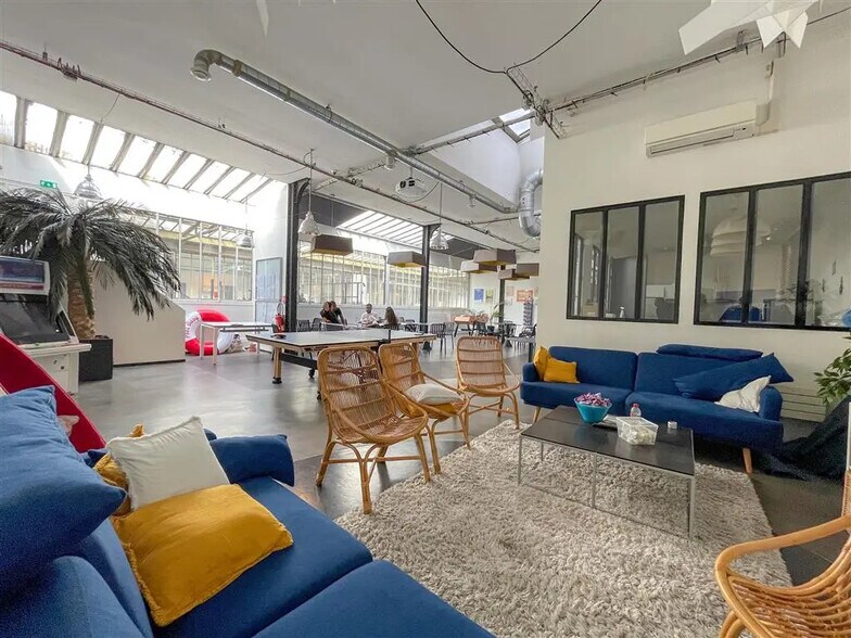 Bureau dans Paris à louer - Photo de l’immeuble – Image 3 sur 9