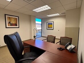 777 E Tahquitz Canyon Way, Palm Springs, CA à louer Photo intérieure– Image 1 sur 2