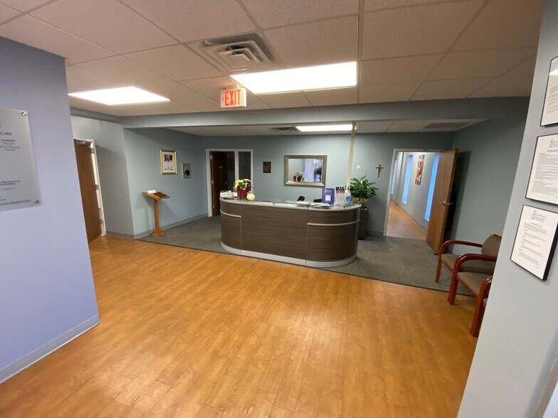 1132 Pickett Rd, Norfolk, VA à vendre - Photo intérieure – Image 2 sur 10