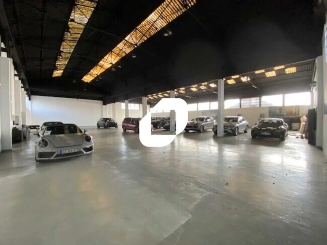 Plus de détails pour Bureau, Local d'activités à louer