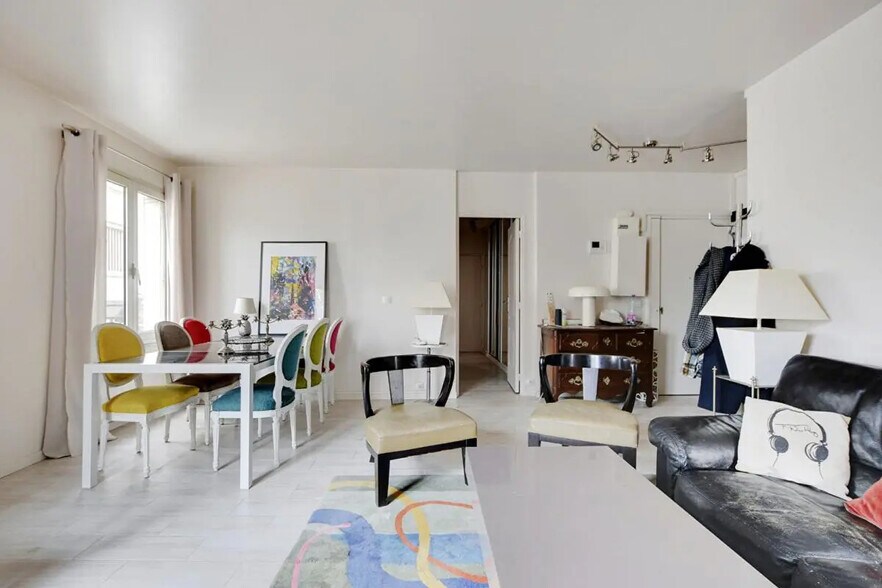 Bureau dans Paris à vendre - Photo de l’immeuble – Image 2 sur 3