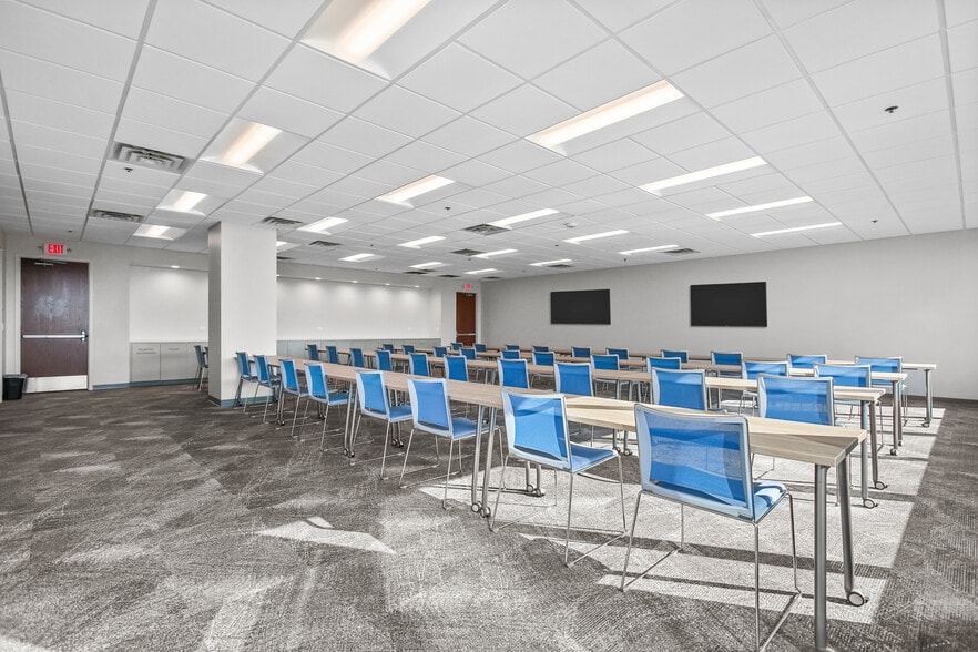 7900 International Dr, Bloomington, MN à louer - Photo intérieure – Image 3 sur 4