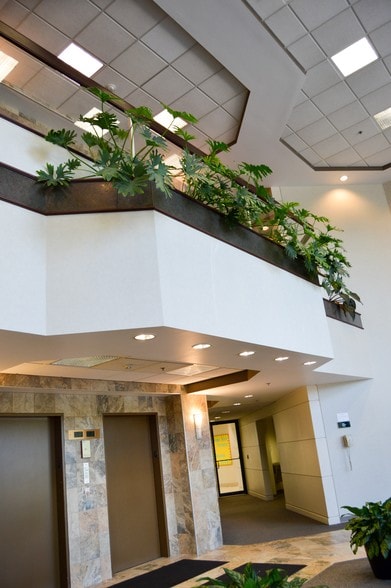 3500 E Coliseum Blvd, Fort Wayne, IN à louer - Photo intérieure – Image 3 sur 32