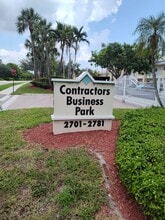 2721 Vista Pky, West Palm Beach, FL à louer Autre– Image 2 sur 3