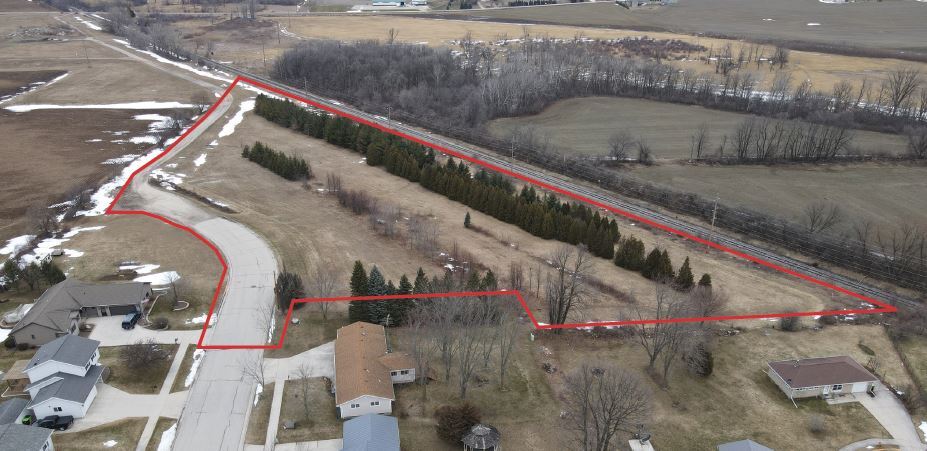 2420 Monroe St, New Holstein, WI à vendre - Aérien – Image 1 sur 1