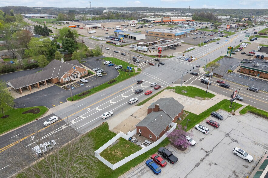 5112 Portage St NW, North Canton, OH à louer - Photo de l’immeuble – Image 2 sur 13