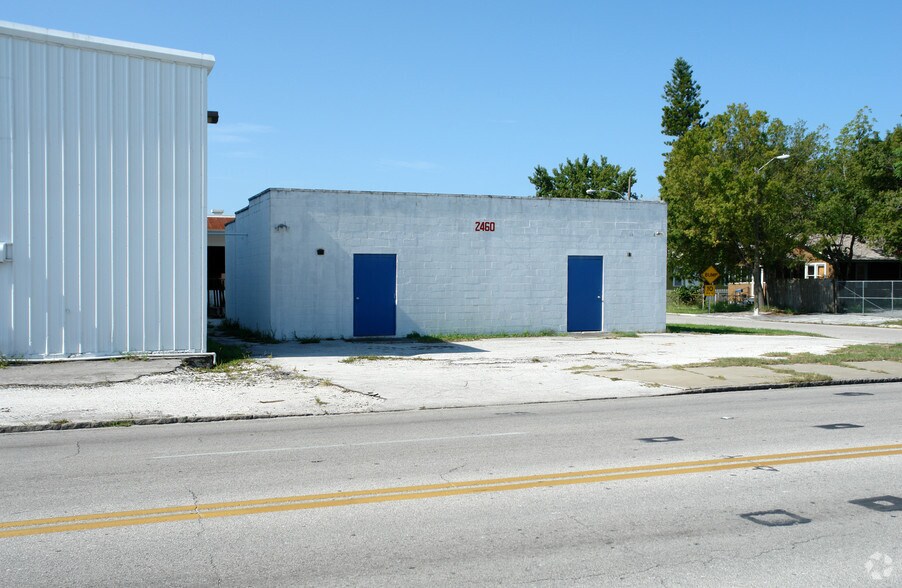 2462 5th Ave S, Saint Petersburg, FL à vendre - Photo de l’immeuble – Image 2 sur 3