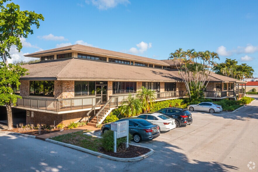 5499 N Federal Hwy, Boca Raton, FL à louer - Photo de l’immeuble – Image 2 sur 12