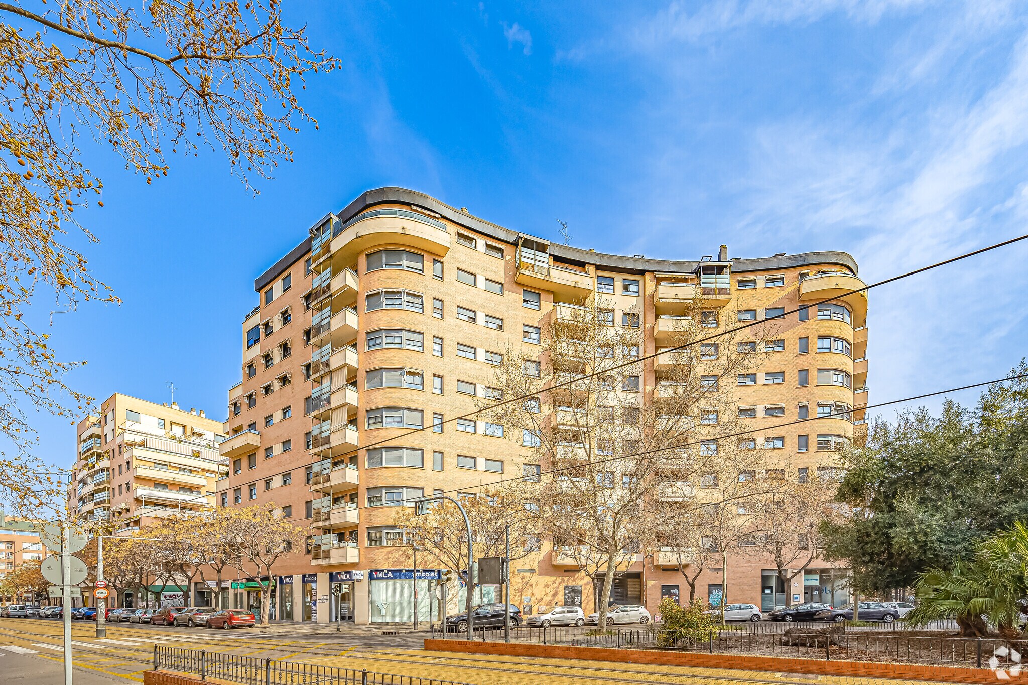 Immeuble residentiel dans València, Valencia à vendre Photo principale– Image 1 sur 2
