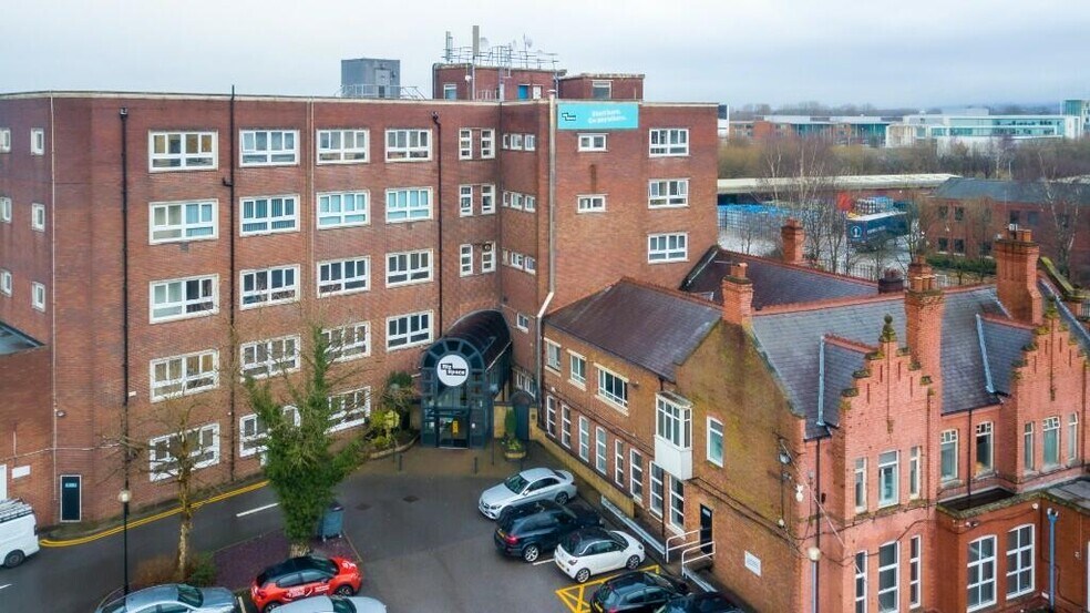 Wilsons Park, Monsall Rd, Manchester M40 8wn, Manchester à louer - Photo de l’immeuble – Image 1 sur 2