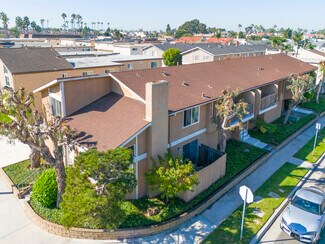 Plus de détails pour 16861 Green Ln, Huntington Beach, CA - Logement à vendre