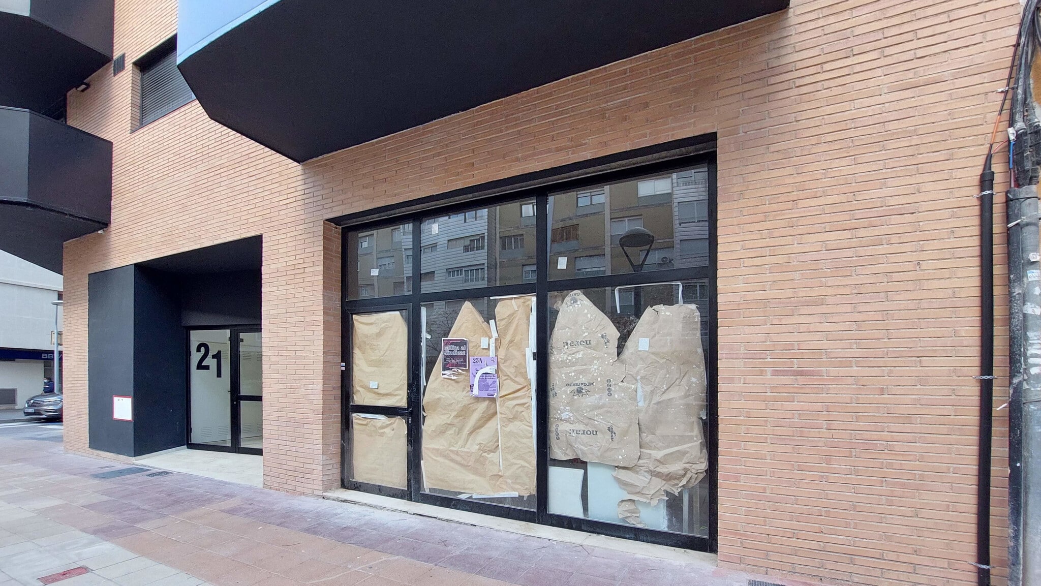 Local commercial dans Tarragona, Tarragona à louer Photo de l’immeuble– Image 1 sur 4