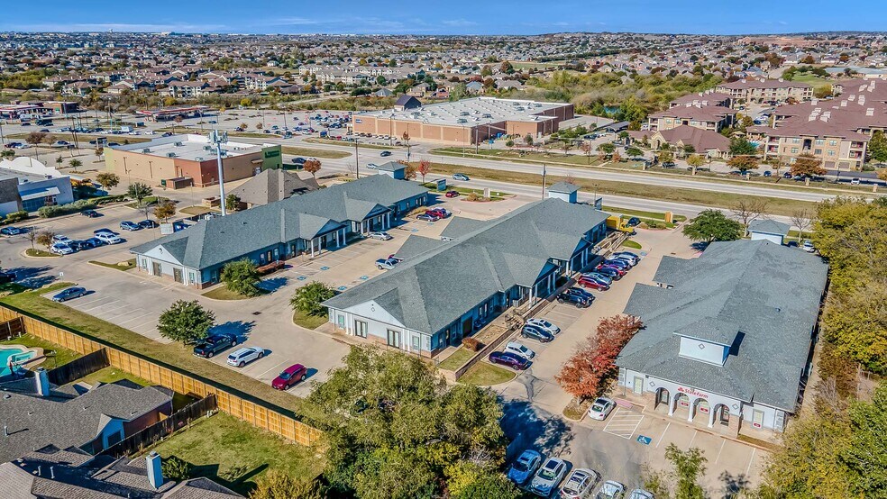 5320 N Tarrant Pky, Fort Worth, TX à louer - Photo de l’immeuble – Image 3 sur 6