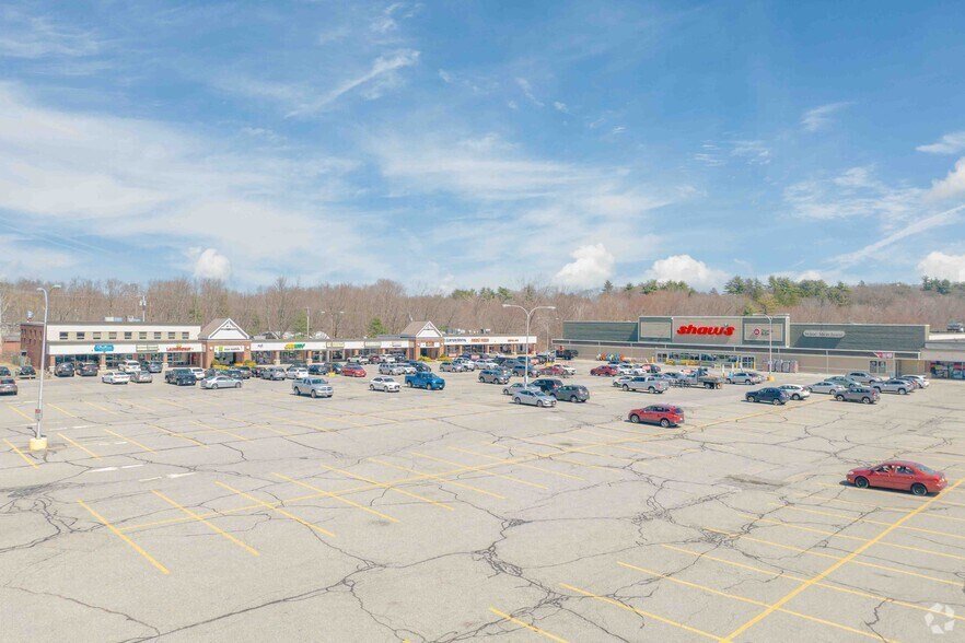 1175 Main St, Clinton, MA à louer - Photo principale – Image 1 sur 1