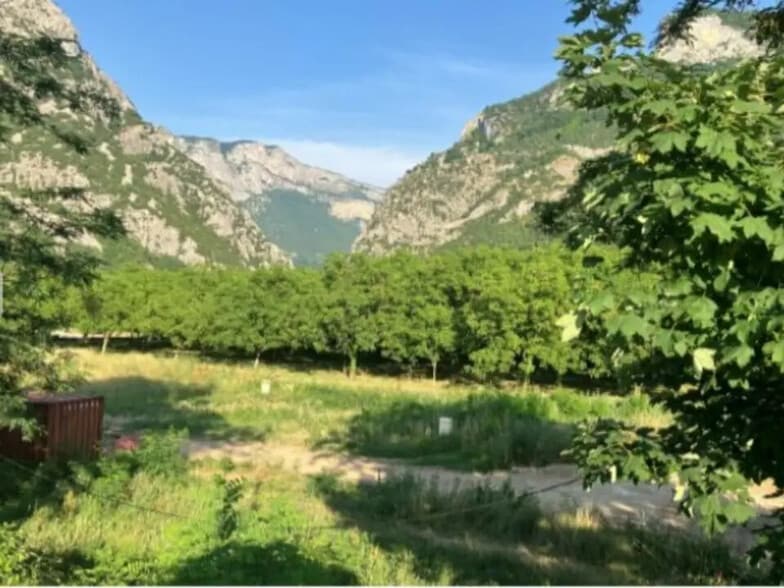 Terrain dans Sainte-Eulalie-en-Royans à vendre - Aérien – Image 2 sur 3