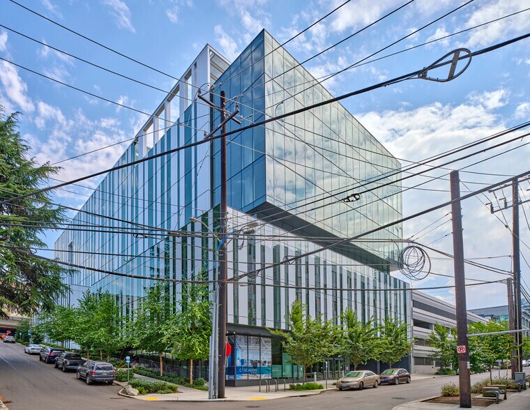 330 Yale, Seattle, WA à louer - Photo de l’immeuble – Image 3 sur 10