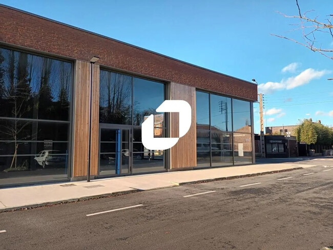 Plus de détails pour Bureau à vendre